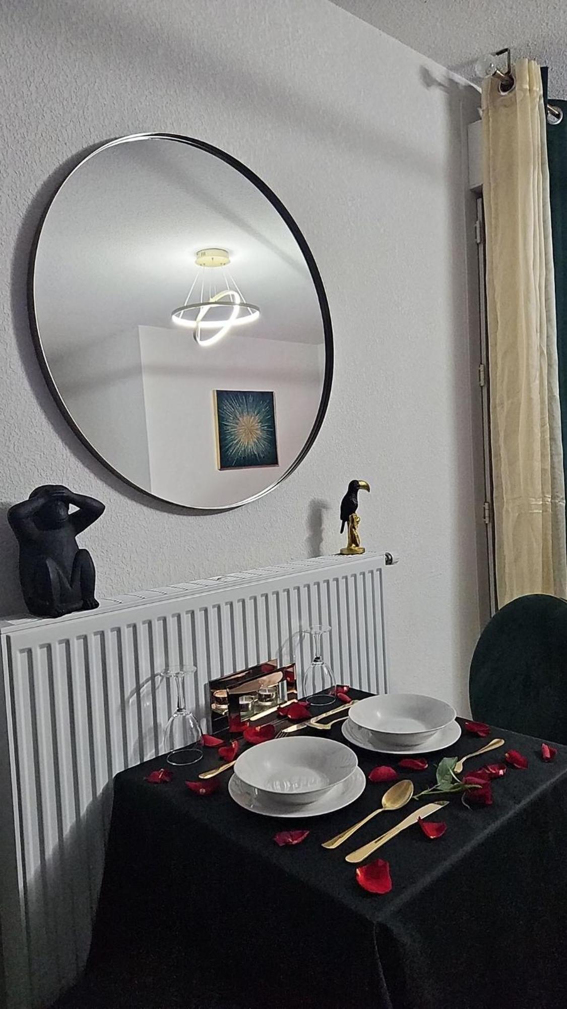 Suite Jacuzzi "Spa Privatif " Appartement Jacuzzi Toulouse Buitenkant foto