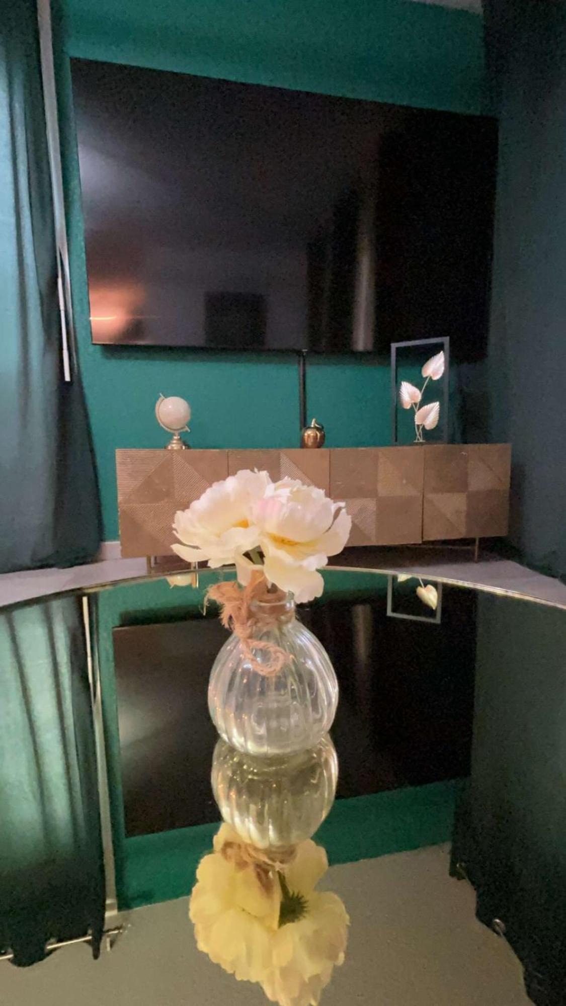 Suite Jacuzzi "Spa Privatif " Appartement Jacuzzi Toulouse Buitenkant foto