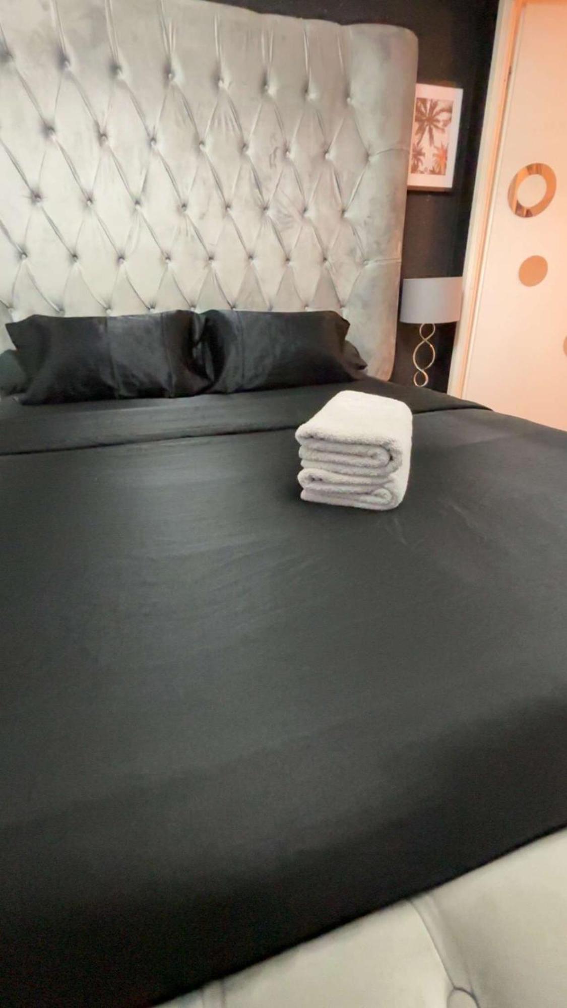 Suite Jacuzzi "Spa Privatif " Appartement Jacuzzi Toulouse Buitenkant foto