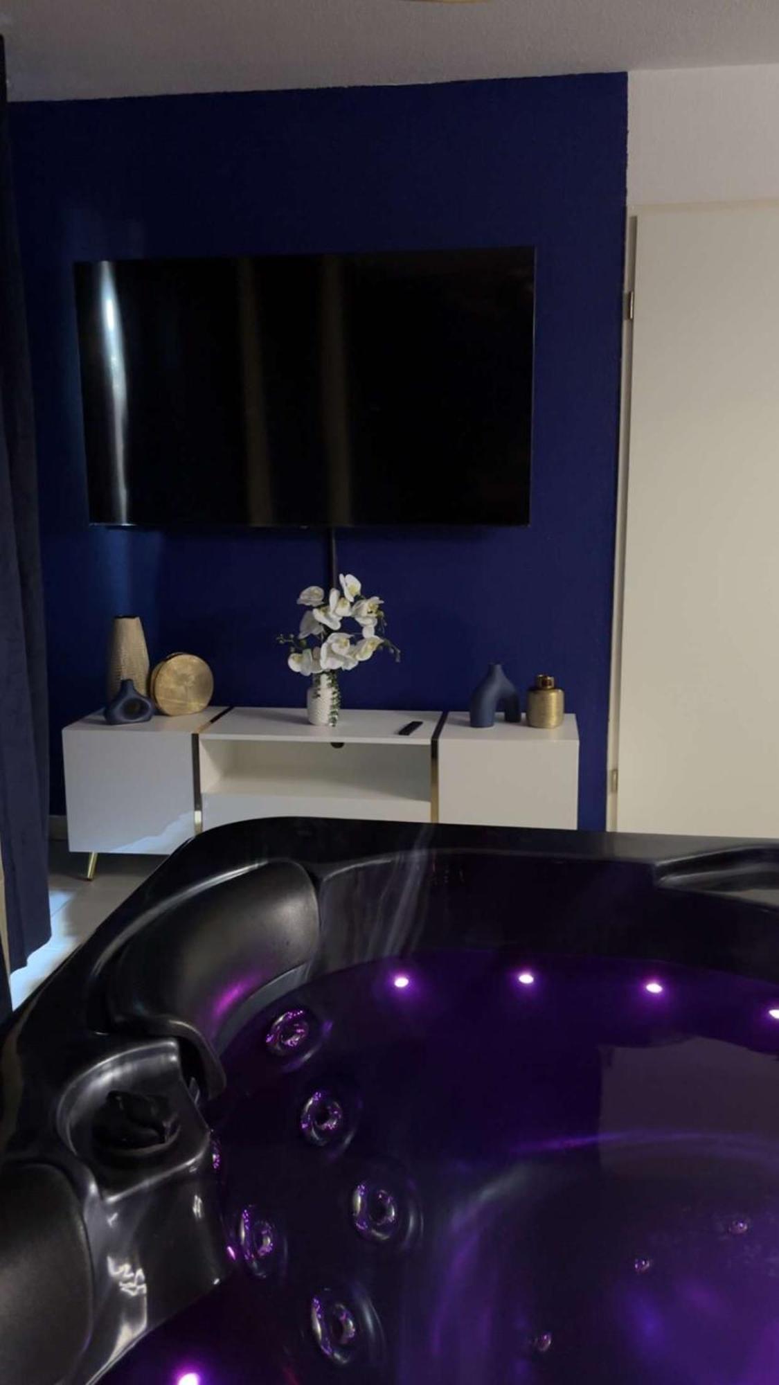 Suite Jacuzzi "Spa Privatif " Appartement Jacuzzi Toulouse Buitenkant foto