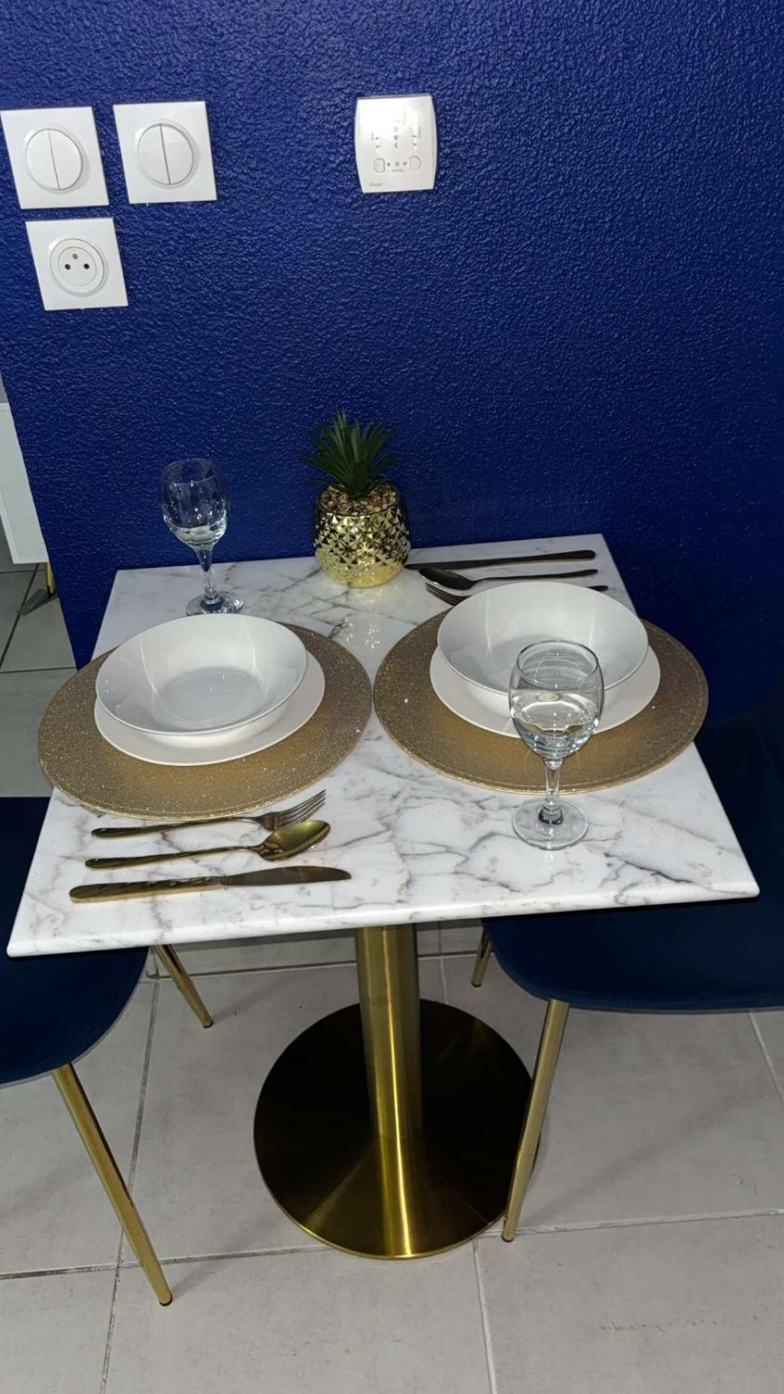 Suite Jacuzzi "Spa Privatif " Appartement Jacuzzi Toulouse Buitenkant foto